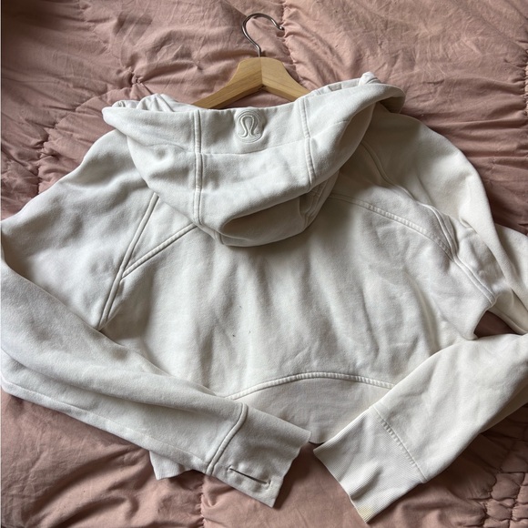 Lululemon Scuba Full Zip-Up Cropped Hoodie in Bone - Picture 7 of 11